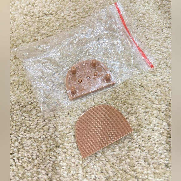 Jewel Badgley Mischka Silver Sandals - Picture 14 of 14